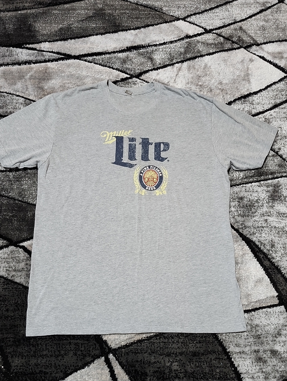 NEXT LEVEL MILLER-LITE GRAY GRAPHIC LOGO CREW-NECK TEE-SHIRT